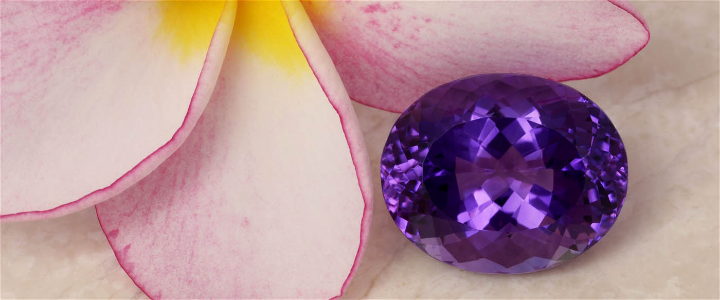Фиолетовые и сиреневые драгоценные и "полудрагоценные камни"