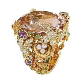 Кольцо Dior с морганитом, драгоценными камнями и жемчугом