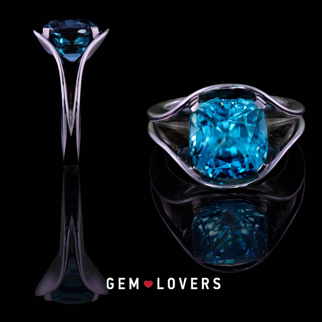 Кольцо для предложения с голубым цирконом от Gem Lovers