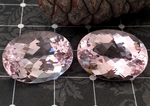 Каталог драгоценных и полудрагоценных камней по доступной цене - Gem Lovers