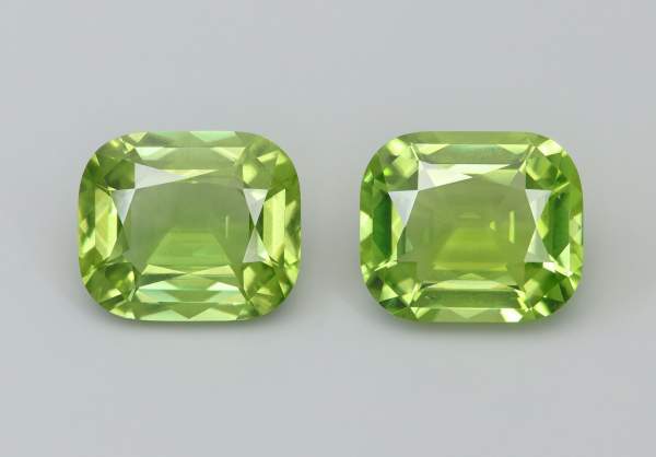 Зеленый хризолит в огранке кушон 7.51 карат купить по доступной цене Gem Lovers