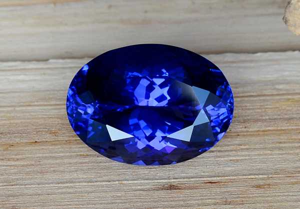 Ювелирные камни синего цвета фото и название